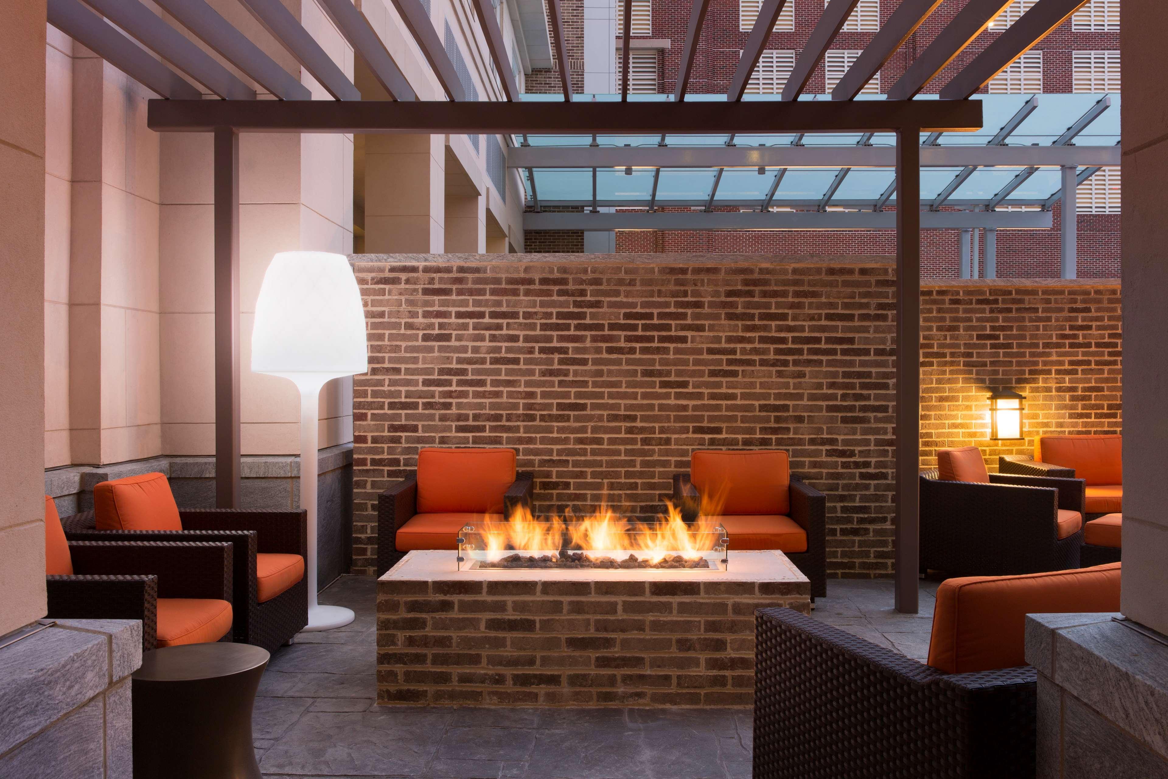 Hyatt House Charleston - Historic District Hotel Buitenkant foto