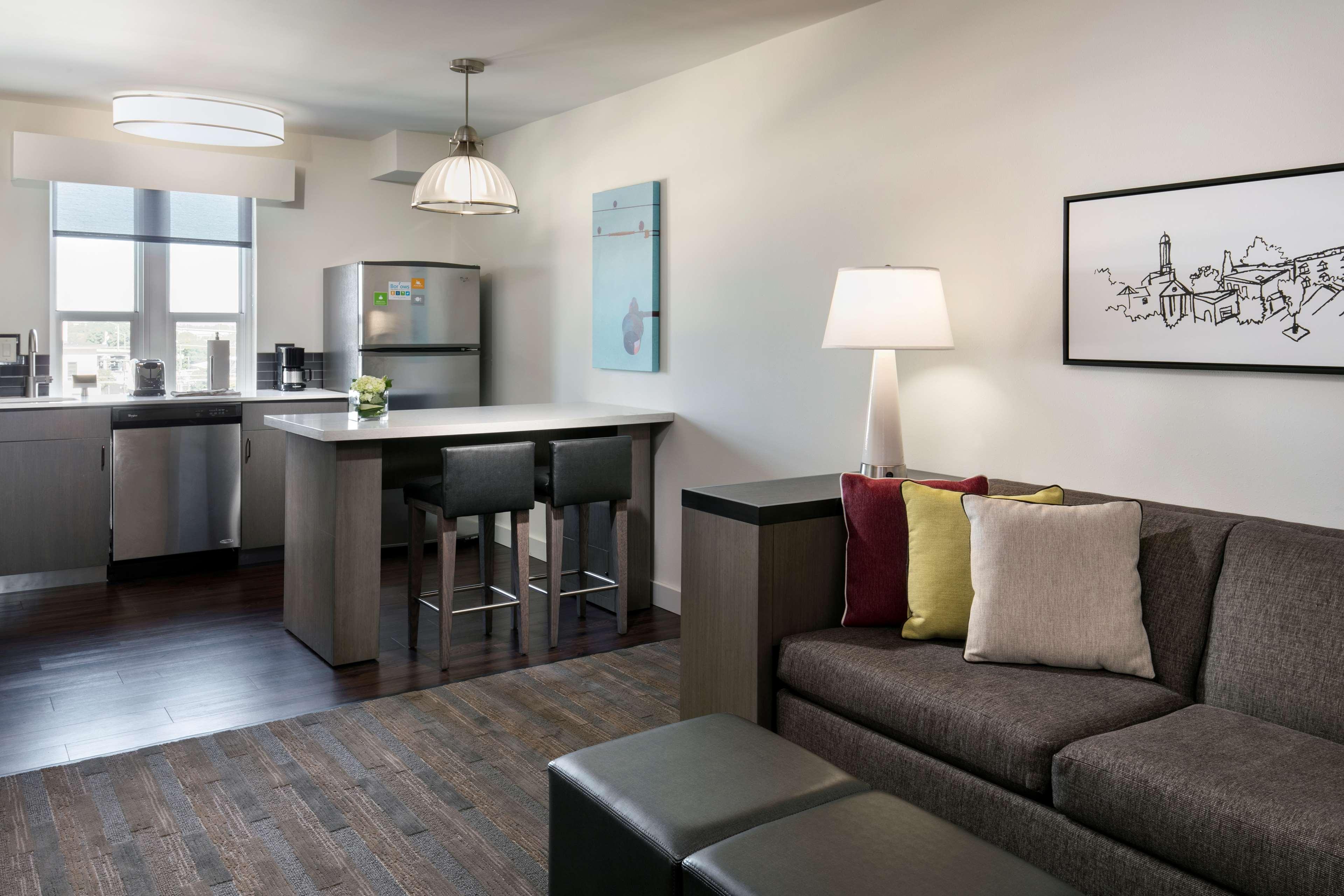 Hyatt House Charleston - Historic District Hotel Buitenkant foto